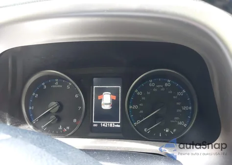 2018 Toyota Rav4 Xle z USA, uszkodzony, nr VIN JTMRFREV4JD234618